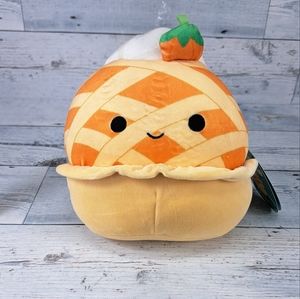 Squishmallows Pippie the Pumpkin Pie 7" NWT.                                 1